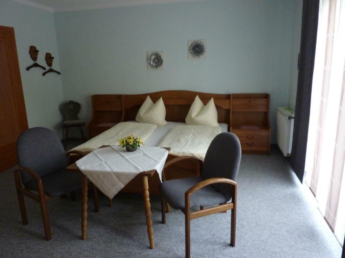 Hôtel Haus Brigitte à Königstein in der Oberpfalz Extérieur photo